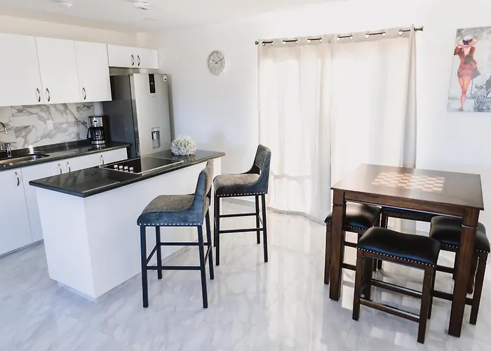 Apartment Silverwhite